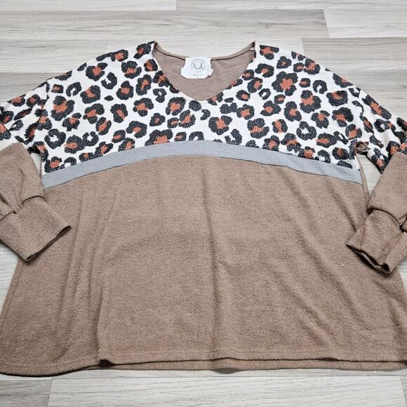 Fantastic Fawn Womens Brown Leopard Colorblock Oversized Sweater Small - Picture 2 of 10